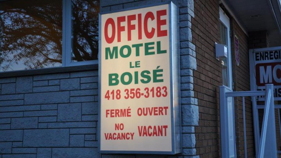 Motel Le Boisé - Enseigne